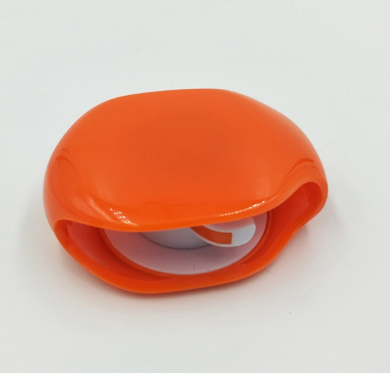 Automatic Earphone Retractor