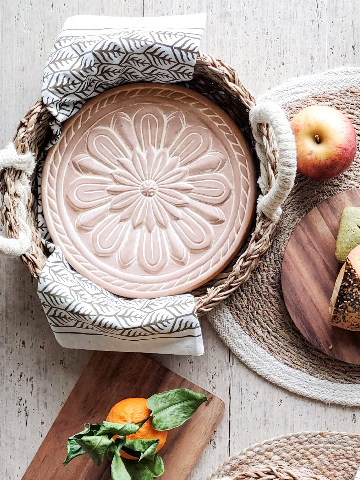 Bread Warmer & Basket Gift Set with Tea Towel