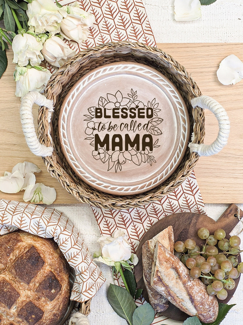 Bread Warmer & Basket Gift Set with Tea Towel - Mom Round